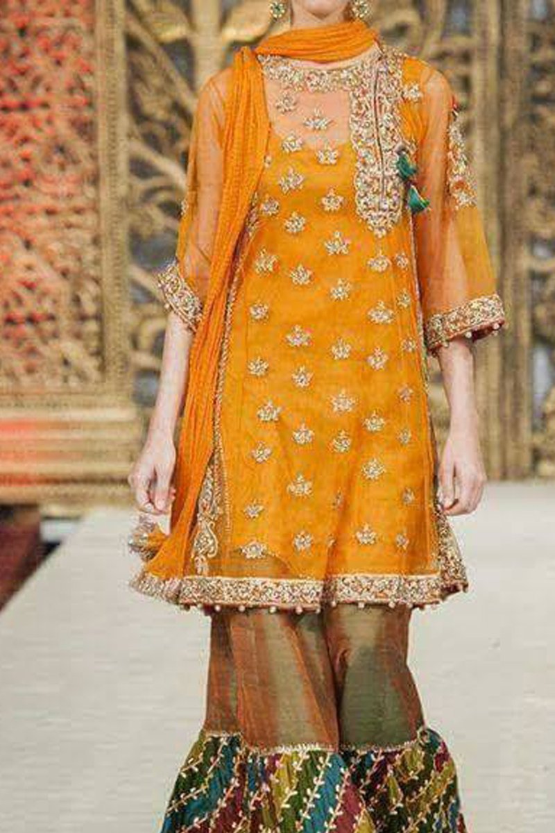 Buy Designer Black Pakistani Bridal Lehenga Choli Online 2021 –  BridalLehenga