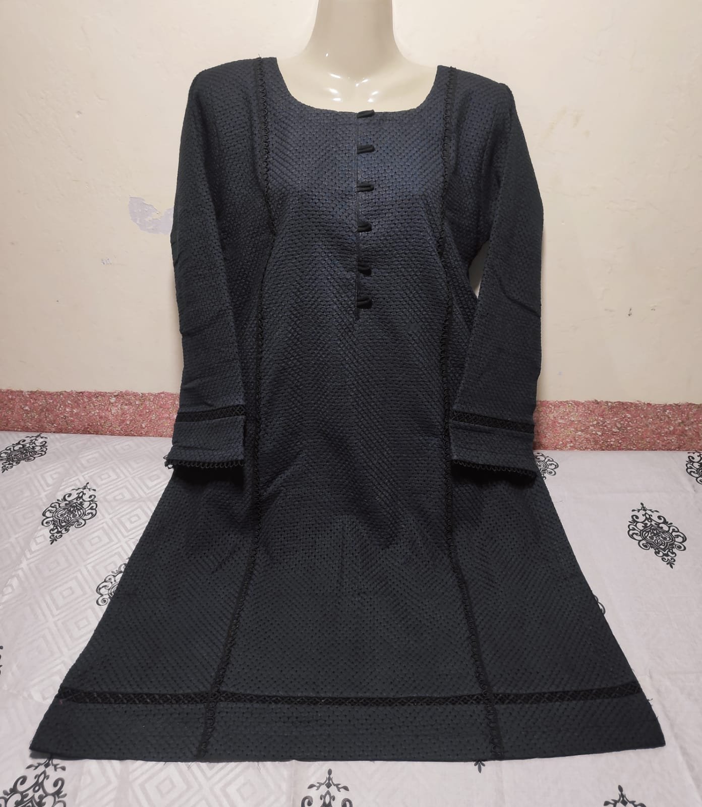 Ladies Kurtis Shirt Designs 2024 & Ready-to-Wear Kurti Online shopping in  Pakistan