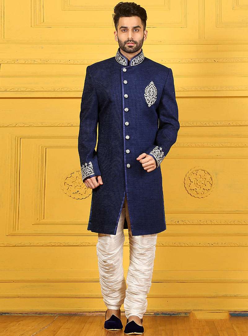 Pakistani Men Wear In Wholesale: Shalwar Kameez etc!