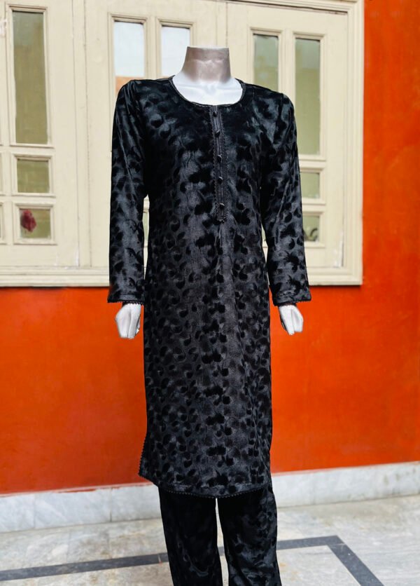 Black Color 2pc Velvet Pakistani Suit